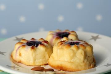 Mini-cheesecake à la gelée de mûres