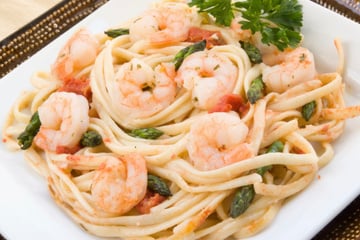 10 recettes appétissantes à faire avec de simples asperges en bocal