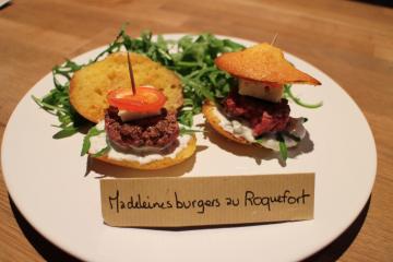 Madeleines burgers au Roquefort - lesfro