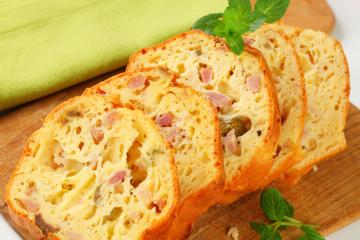 Cake jambon et gruyère