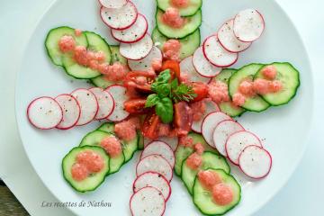 Carpaccio de radis et concombre, vinaigrette rose