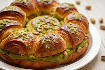 Brioche des rois à la crème de pistache