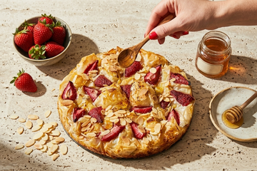 Gâteau de pâtes filo aux fraises
