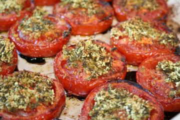 Tomates à la provençale au barbecue