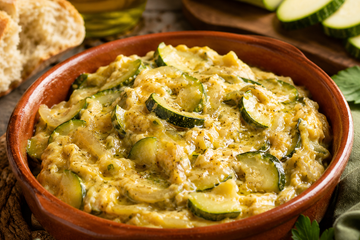 Connaissez-vous le Zarangollo ? Ce plat espagnol à la courgette, prêt en 15 min pour moins de 3 € !