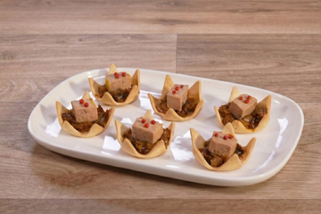 Pour le Nouvel An, ce toast au foie gras étoilé simple et bluffant fait toujours son effet