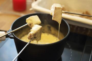 Recettes de fondue : savoyarde, bourguignonne - Tom Press