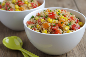 Salade croquante de quinoa aux poivrons