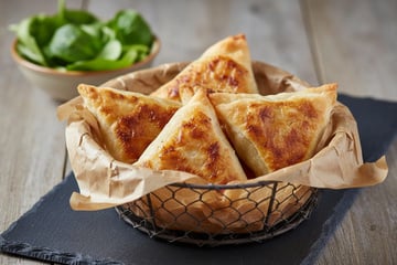 Brick au steak haché et vache qui rit