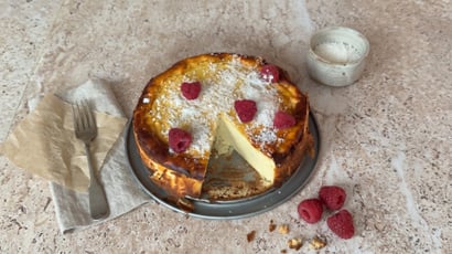 On a testé le flan au skyr : la bluffante version ultra-protéinée et sans gras de ce dessert culte