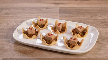 Pour le Nouvel An, ce toast au foie gras étoilé simple et bluffant fait toujours son effet