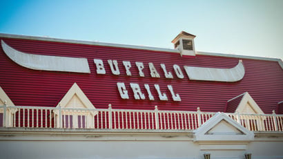 "Des blattes dans la cuisine" : ce Buffalo Grill vu dans Patron Incognito fermé d'urgence pour insalubrité