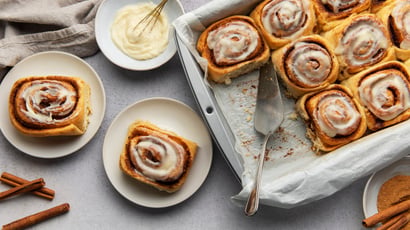 Fini de payer 5 euros au coffee shop : la méthode ultra-simple de Chef Damien pour des cinnamon rolls parfaits