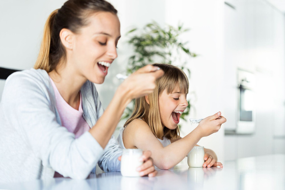 Le petit-lait des yaourts est-il mauvais pour la santé ? Adobestock