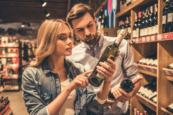 Le nom de domaine est une preuve de qualité du vin. Adobestock