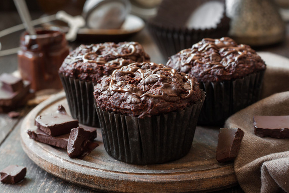 Muffins au chocolat. Adobestock