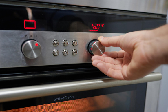 Faut-il toujours utiliser la chaleur tournante de son four ? Voici les recettes où c'est une fausse bonne idée