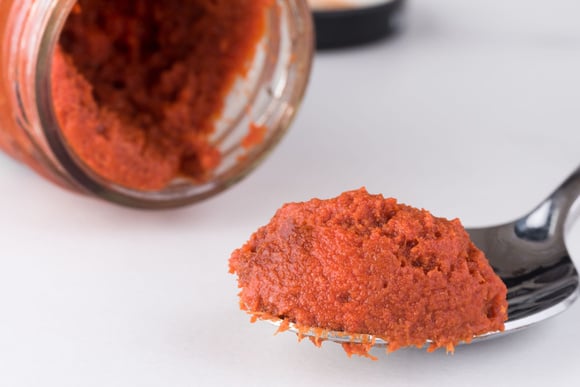 3 idées pour terminer ce pot de pâte de curry rouge