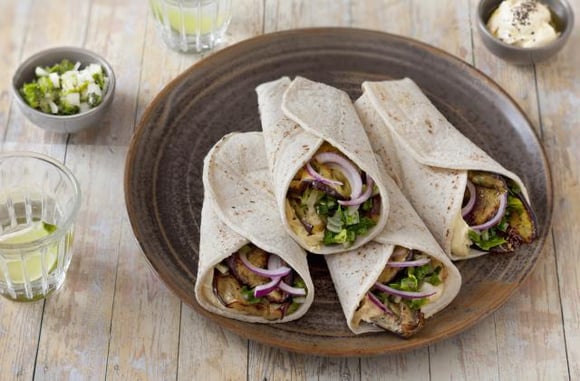 Burritos végétariens au houmous et aux aubergines par Old El Paso