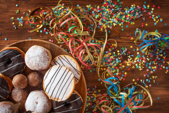 Tous les beignets de Carnaval. Adobestock