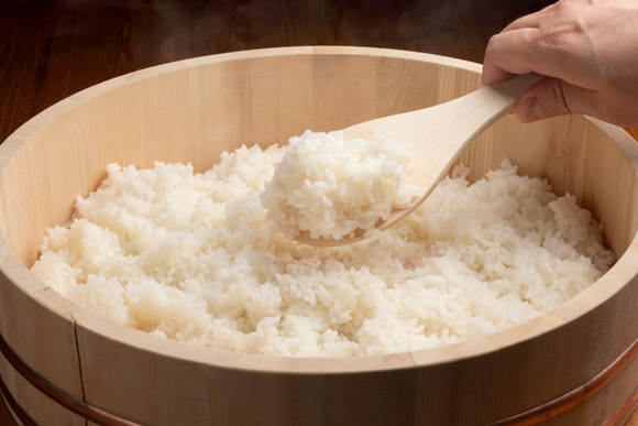 Ce gagnant de Top Chef livre son astuce pour faire un riz collant à la japonaise facilement, même sans robot !