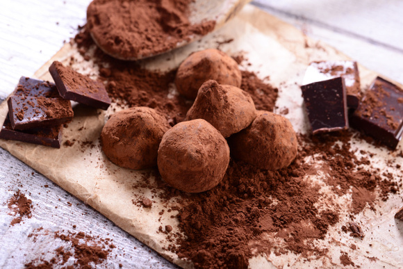 Nina Métayer vous apprend à faire ses truffes au chocolat (et c'est un jeu d'enfant)