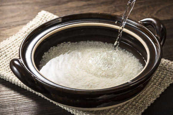 Quels sont les bienfaits de l’eau de riz ?