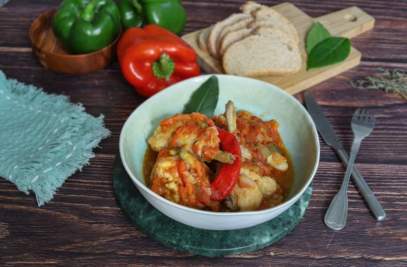 La meilleure recette de poulet basquaise. 750g le guide