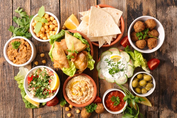 Quels sont les meilleurs tzatzíkis et houmous à acheter pour nos apéros de cet été ?