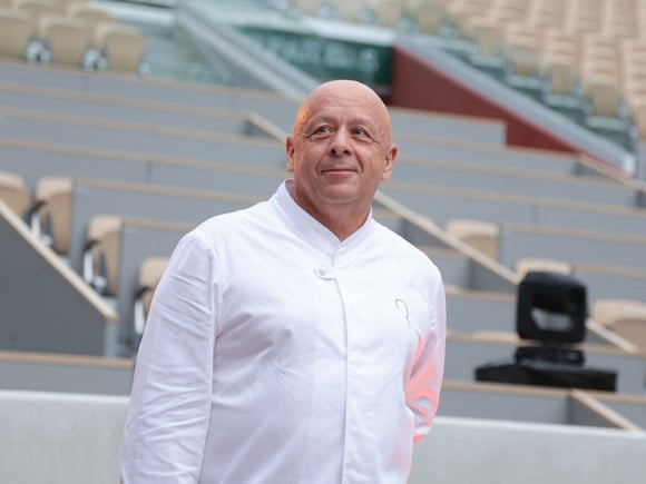 “Un très mauvais signal à notre profession” : Thierry Marx contre la décision de maintenir les achats alimentaires avec le ticket restaurant