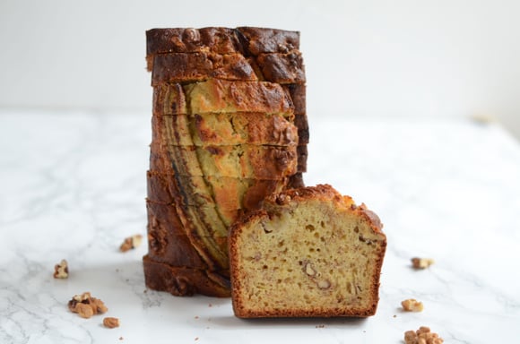 90% des gens ne connaissent pas ce truc super malin pour démouler son cake sans encombre