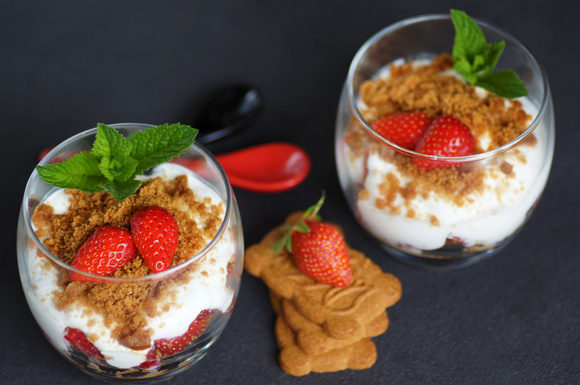 Les recettes faciles de tiramisu fraises et spéculoos