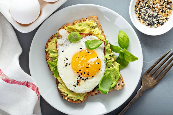 Petit-déjeuner salé : voici nos meilleures recettes pour bien commencer la journée !