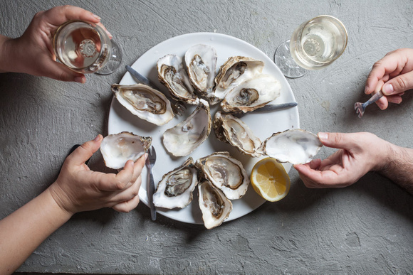 5 vins indispensables à avoir chez soi