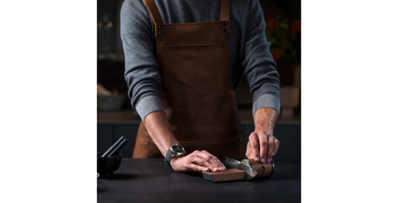 Aiguiseur à couteau Horl vendu chez Nature & Découvertes. 