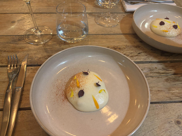 3 bonnes raisons de pousser la porte de Datcha, un restaurant bistronomique à la cuisine authentique et sincère !