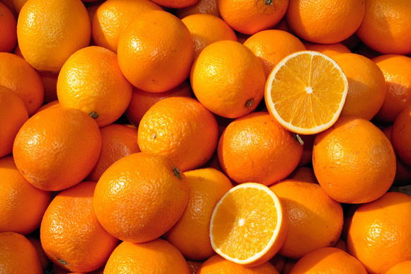 Est-ce que manger une orange le soir peut vraiment empêcher de dormir ?