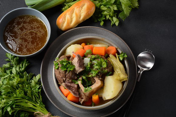 Connaissez-vous le cocido, le pot-au-feu à l’espagnol ?