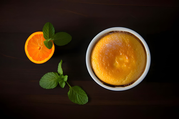 “Facile à faire et pas cher” : ce soufflé à l’orange de Philippe Etchebest sera parfait pour finir votre repas en beauté !