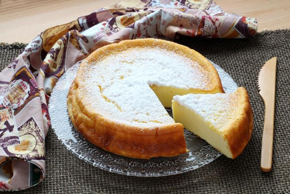 Le cheesecake japonais contient seulement 3 ingrédients ! Silvia Santucci