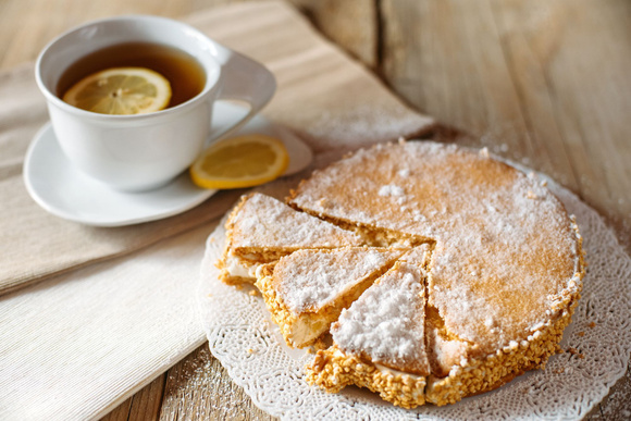 Gâteau de Pâques italien. Adobestock