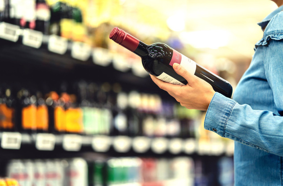 Comment choisir un vin ? Adobestock