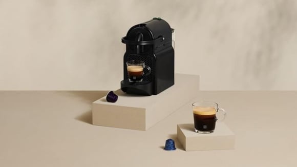 Sans prévenir, Amazon brade le prix de cette machine à café Delonghi numéro 1 des ventes
