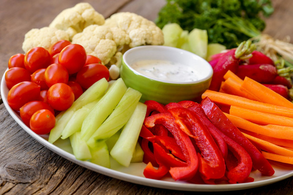 Crudités, salades, faut-il préalablement désinfecter les légumes crus pour éviter les toxi-infections ?