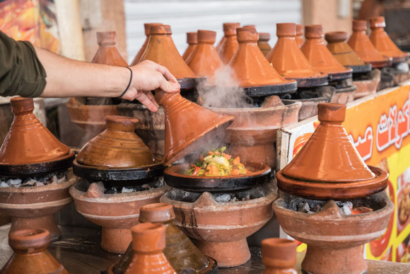 Guerre culinaire au Maghreb : Réussiras-tu à avoir 10/10 à ce quiz ?