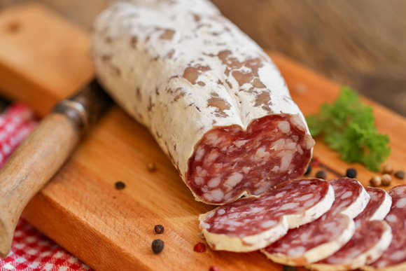A cause de ce rappel saucisson, nous ne pourrons plus prendre l'apéro entre amis !