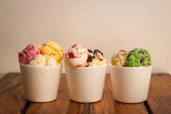 “En plus, elles sont souvent moins chères” : comment choisir la meilleure glace au supermarché ? Les conseils du Dr Jimmy Mohamed