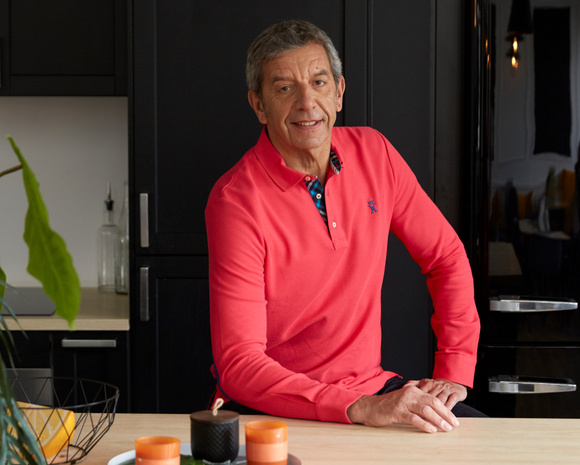 Faut-il vraiment manger moins de viande ? Michel Cymes nous répond