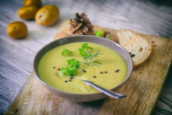 Ne jetez pas vos fanes de radis, cuisinez-les ! - Adobestock 