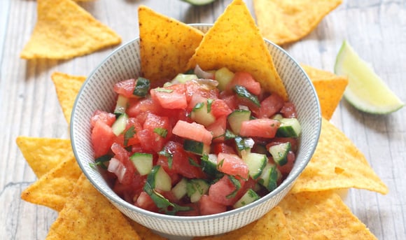 Nos 10 meilleures recettes de salades rafraîchissantes à faire avec du concombre
